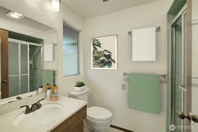 $5,500 | 1615 85th Avenue Northeast, Clyde Hill, WA 98004