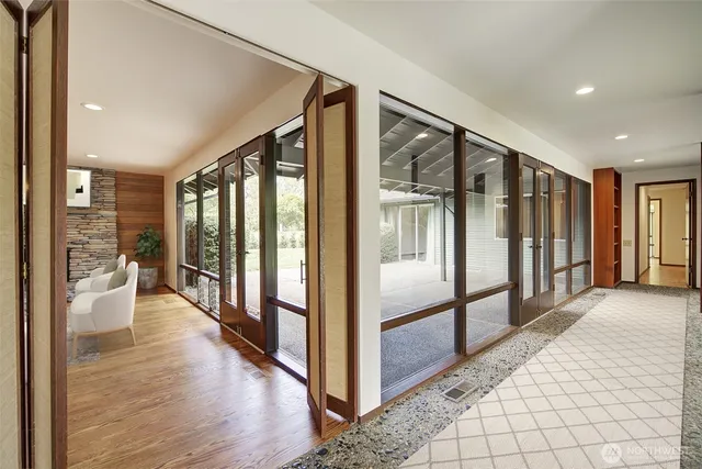 $5,500 | 1615 85th Avenue Northeast, Clyde Hill, WA 98004