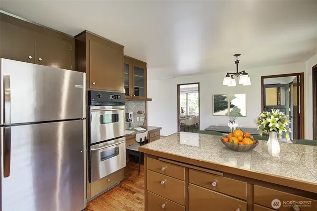 $5,500 | 1615 85th Avenue Northeast, Clyde Hill, WA 98004