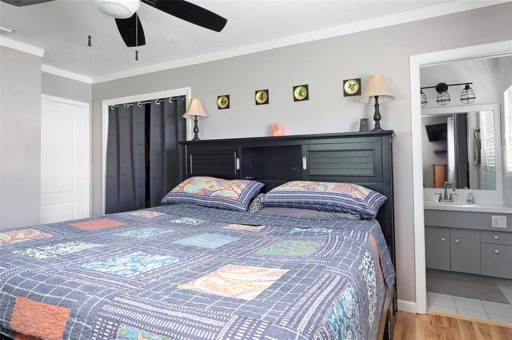 397 36th Street Southeast Largo, FL 33771 - Photo 17 of 50 Gallery Image 17