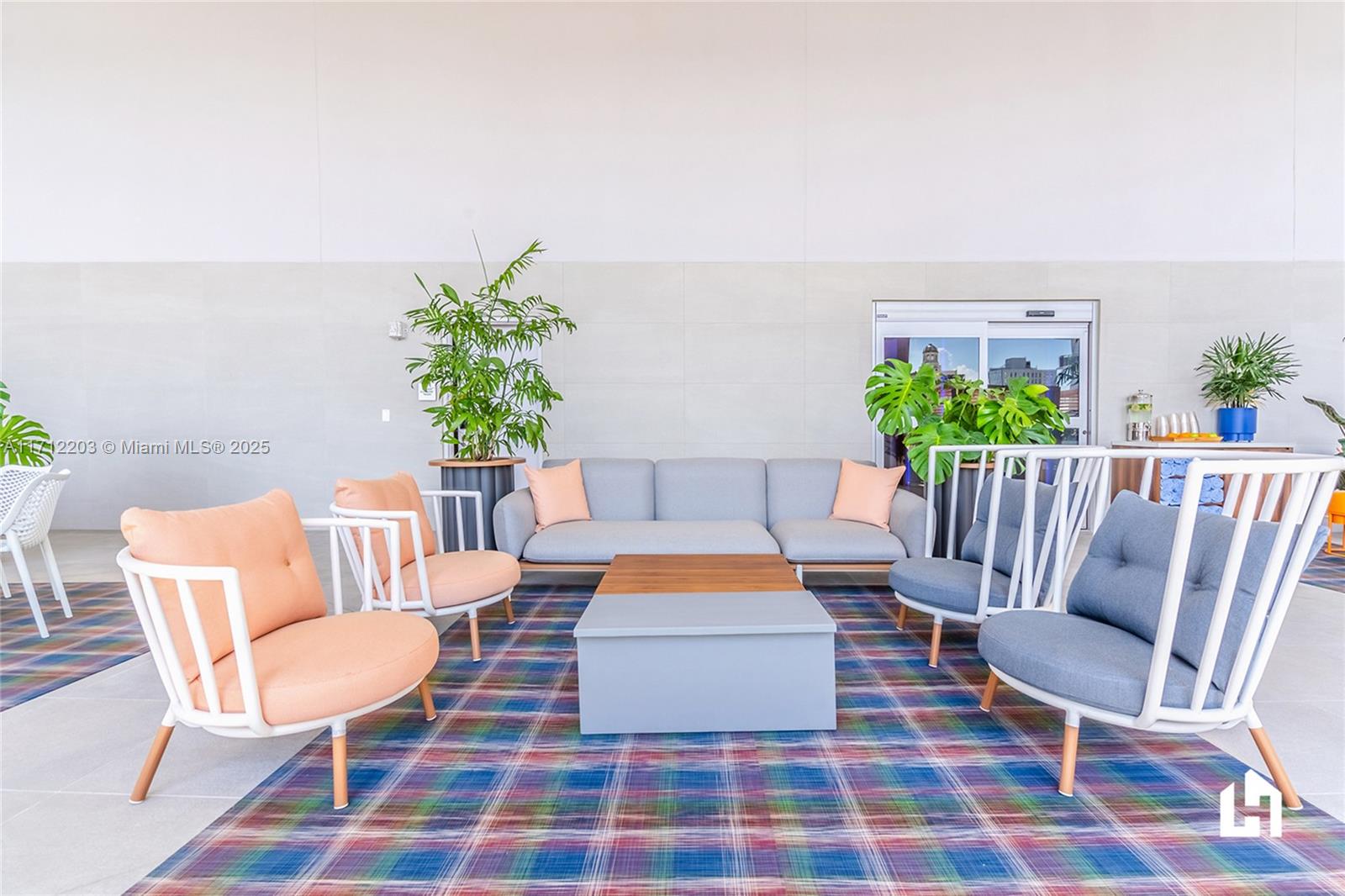 227 Northeast 2nd Street, Unit 2412 Miami, FL 33132 - Photo 32 of 37