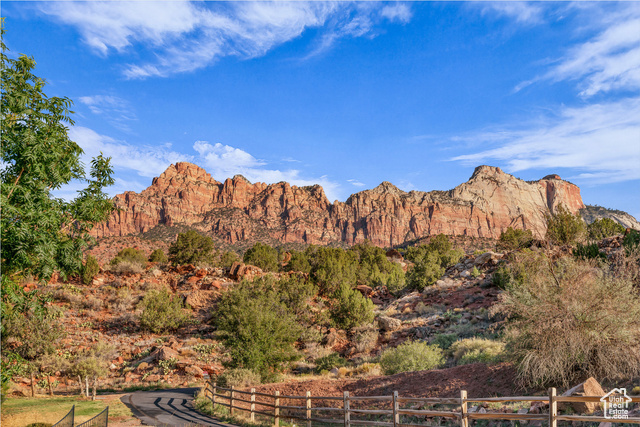 101 Chuckwalla Lane Springdale, UT 84767 - Photo 45 of 51 View of mountain backdrop