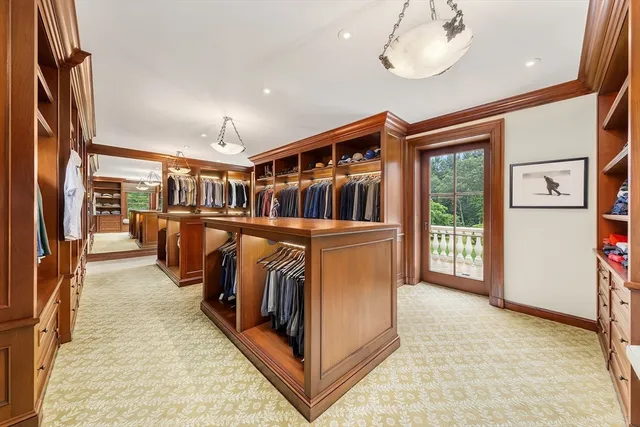a view of a storage & utility room