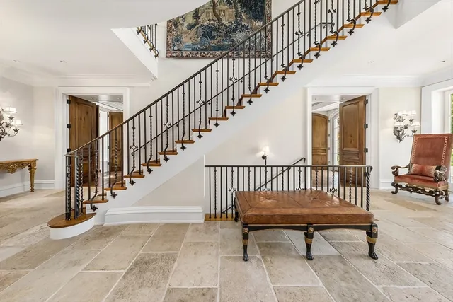 a view of entryway and hall