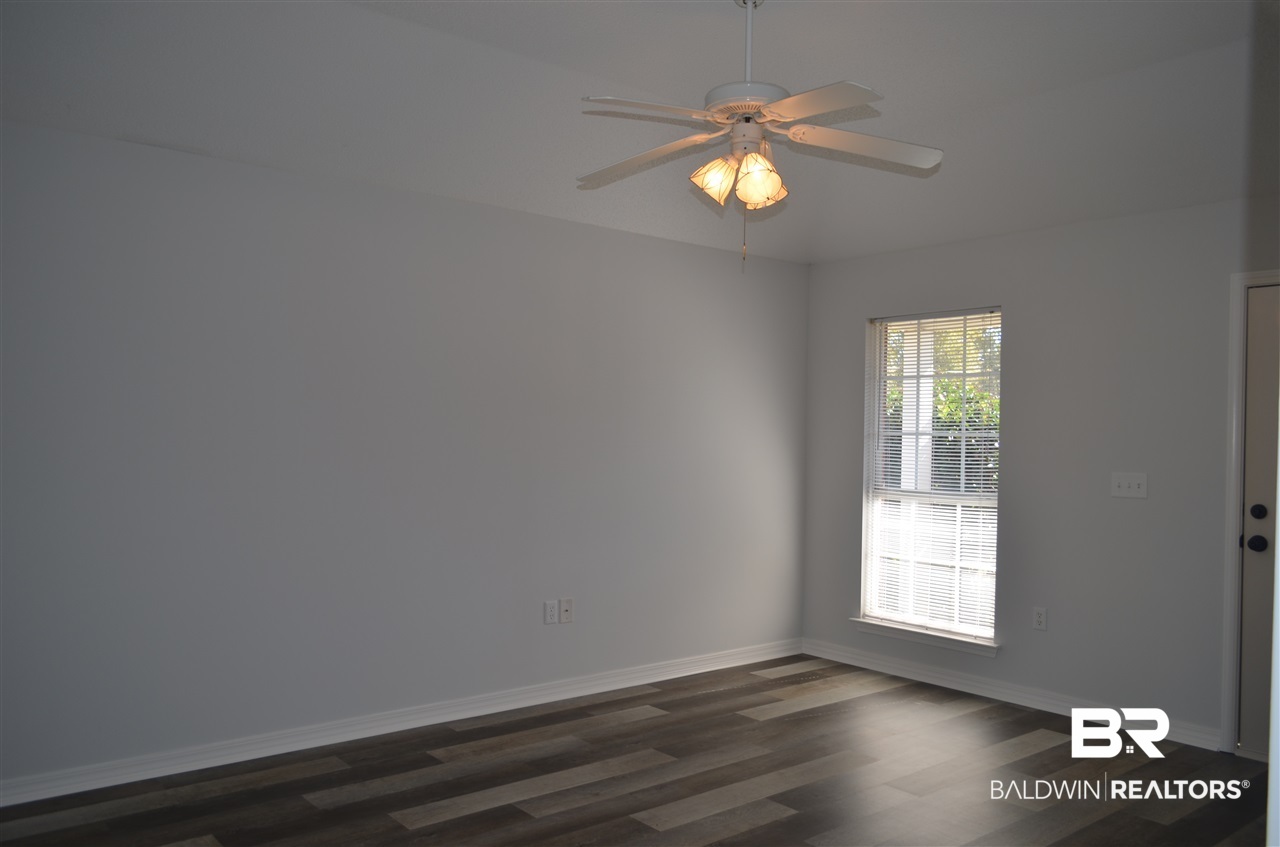 529 Hamilton Boulevard Foley, AL 36535 - Photo 4 of 24