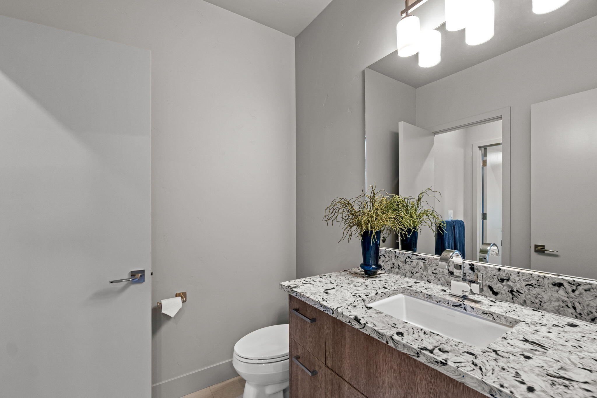 19191 Gateway Loop Bend, OR 97702 - Photo 31 of 60 51-web-or-mls-Riley Visuals-122