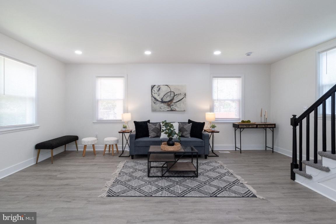 3314 Barrington Road Baltimore, MD 21215 - Photo 6 of 15 Gallery Image 6