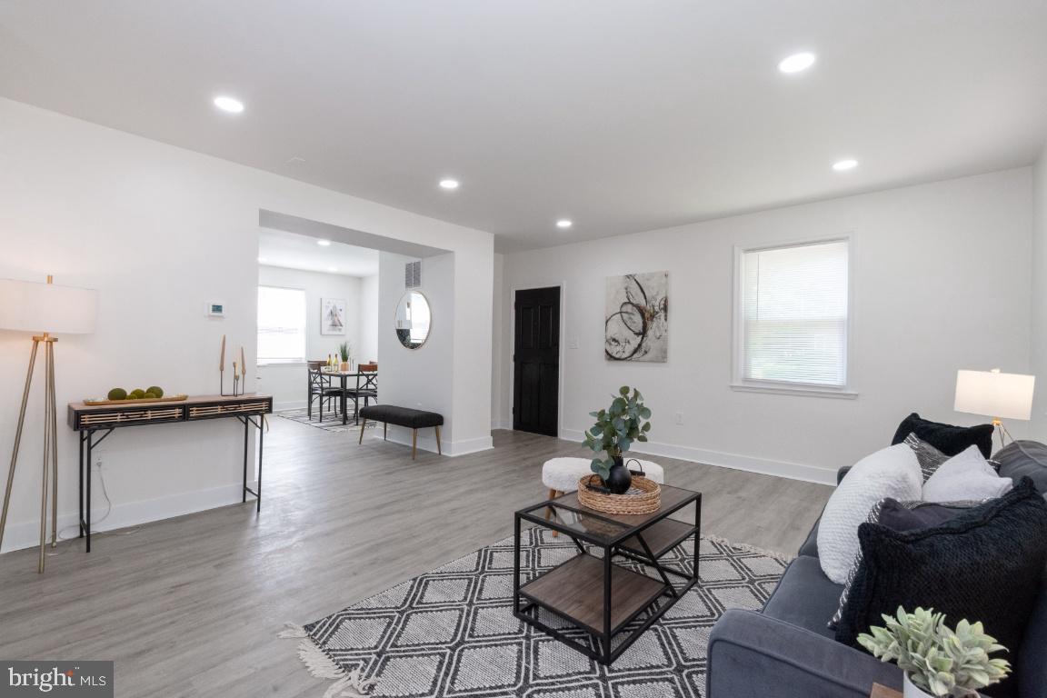 3314 Barrington Road Baltimore, MD 21215 - Photo 7 of 15 Gallery Image 7