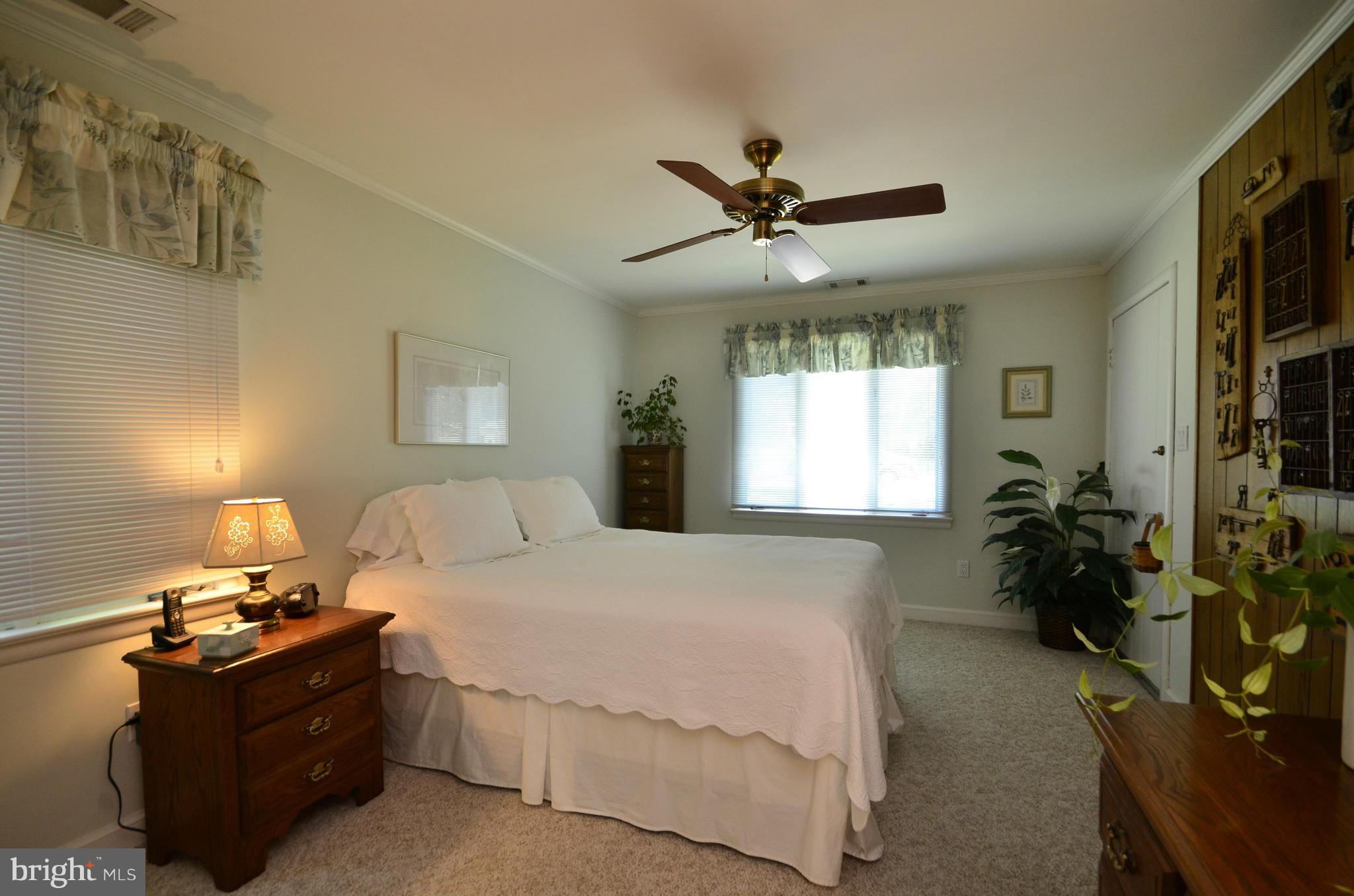 5807 Anniston Road Bethesda, MD 20817 - Photo 14 of 28 Bedroom (Master)