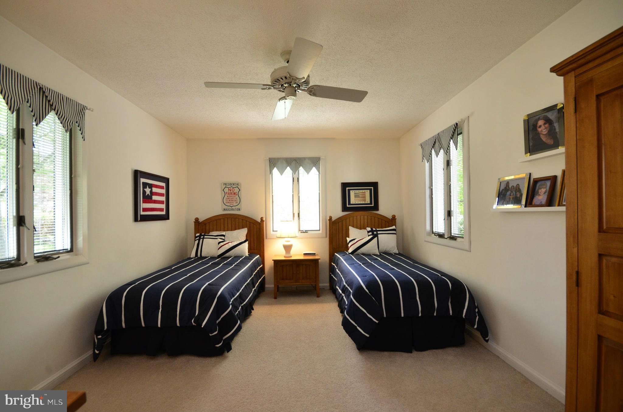 5807 Anniston Road Bethesda, MD 20817 - Photo 20 of 28 Bedroom3