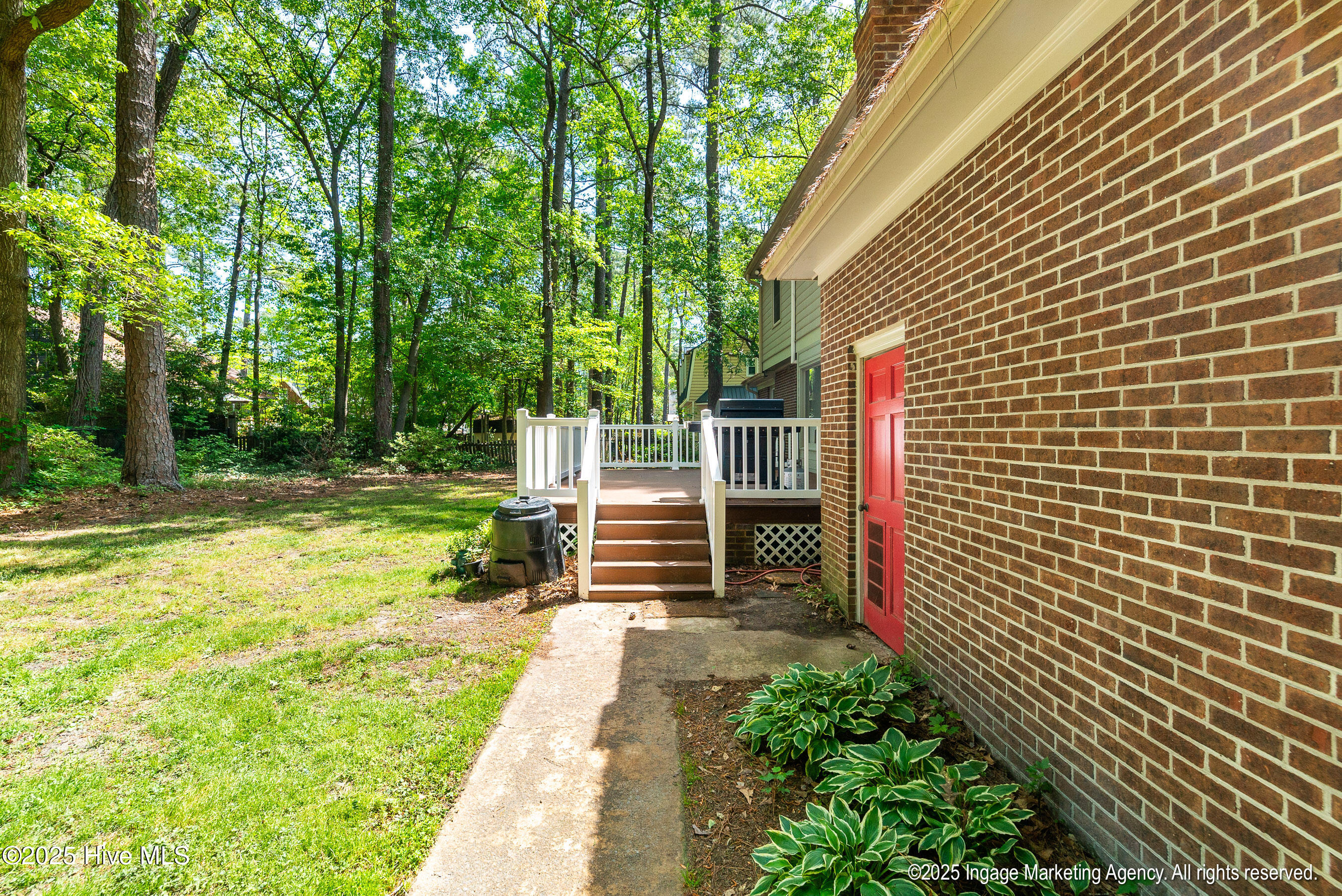 115 Antler Road Greenville, NC 27834 - Photo 33 of 39 Deck