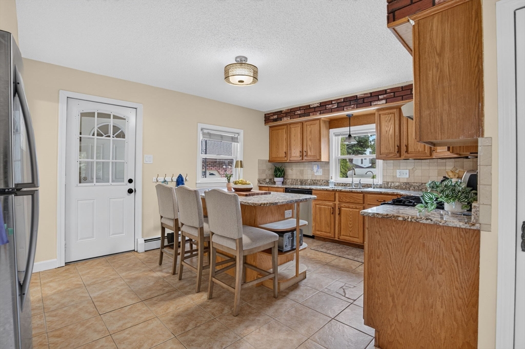 23 Hazel Street Methuen, MA 01844 - Photo 13 of 35