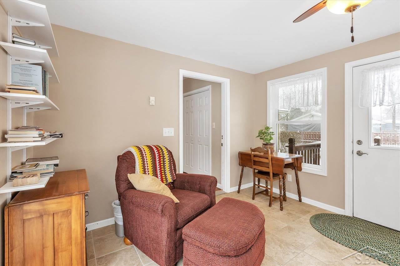 4202 Flajole Road Midland, MI 48642 - Photo 17 of 73 50065699-16.JPG