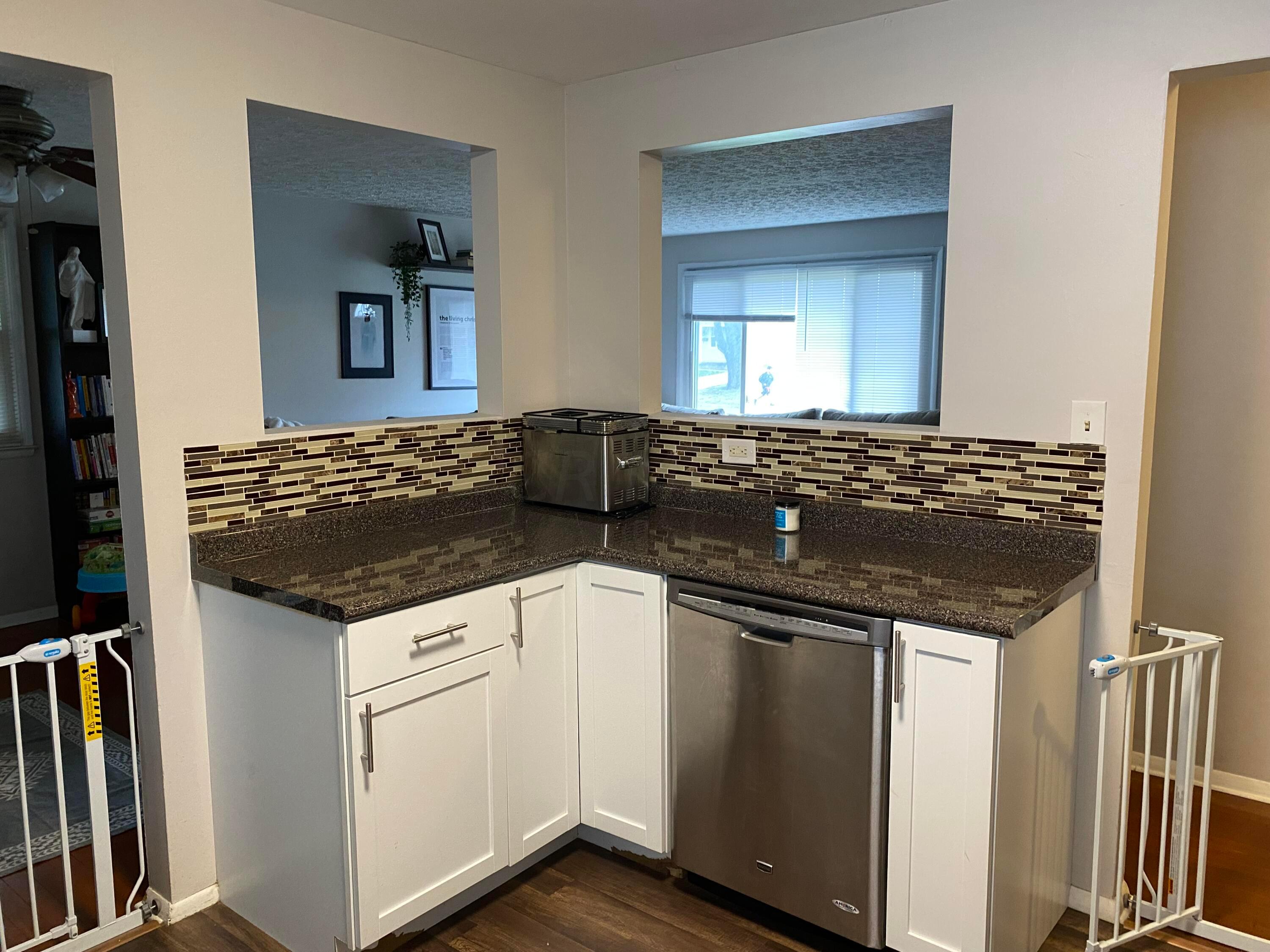 2130 Case Road Columbus, OH 43224 - Photo 12 of 39 12 - Kitchen - 3