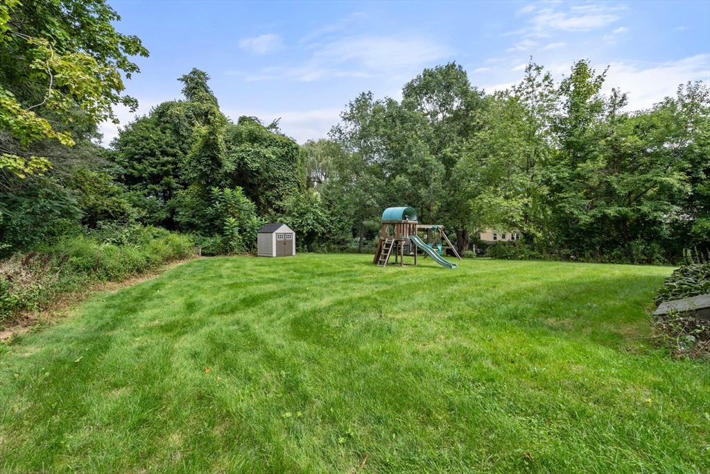 62 Nelson Place Worcester, MA 01605 - Photo 28 of 33 a view of green field with sitting area
