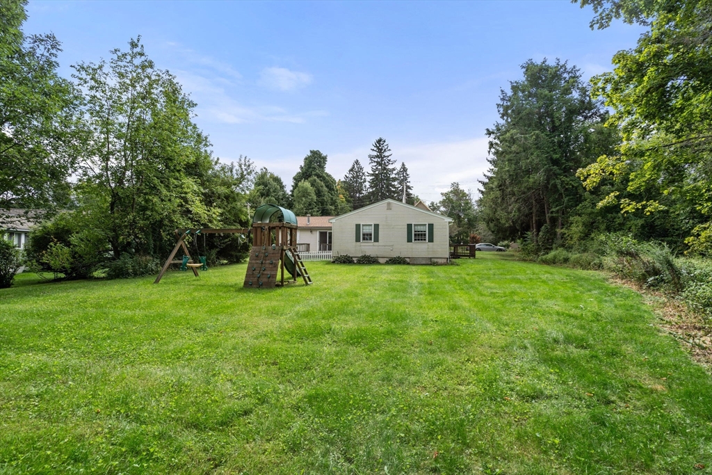 62 Nelson Place Worcester, MA 01605 - Photo 32 of 33 a front view of a house with garden