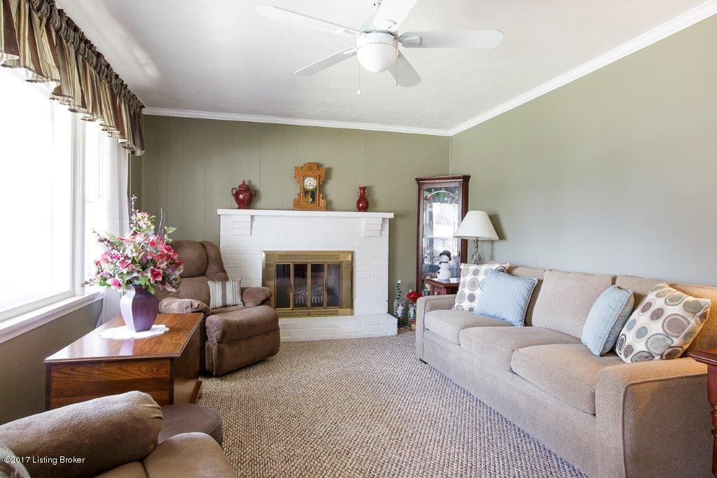 1038 Runell Road Louisville, KY 40214 - Photo 5 of 26 1038 Runell Rd-5