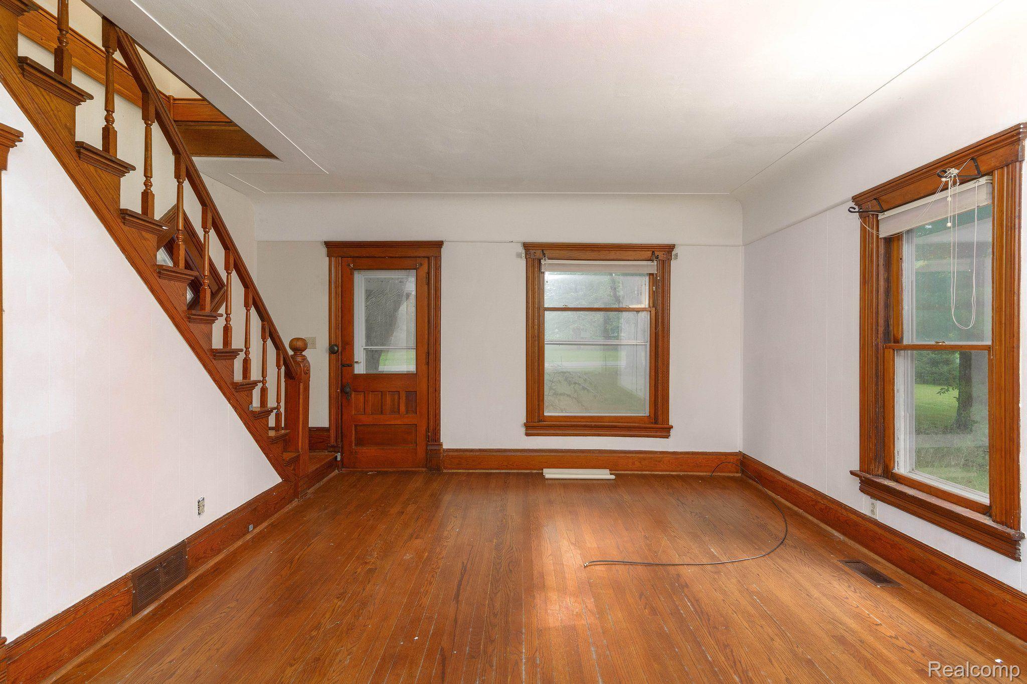 8450 South Durand Road Durand, MI 48429 - Photo 8 of 40 Gallery Image 8