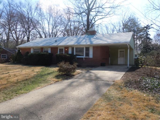 7131 Dalhouse Street Springfield, VA 22151 - Photo 10 of 10 Exterior (Front)