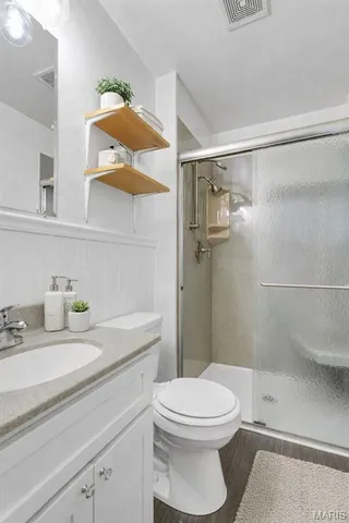 $318,000 | 934 Silverstone Drive, St. Charles, MO 63303