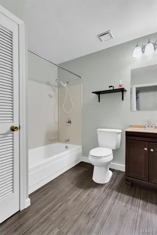 $318,000 | 934 Silverstone Drive, St. Charles, MO 63303