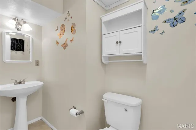 $318,000 | 934 Silverstone Drive, St. Charles, MO 63303