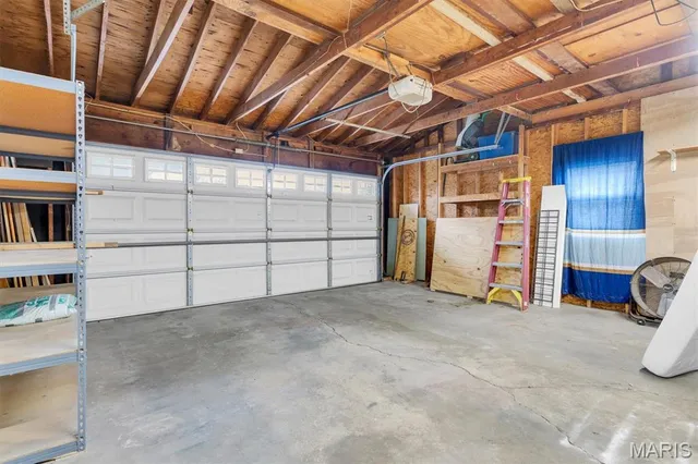 $318,000 | 934 Silverstone Drive, St. Charles, MO 63303