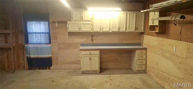 $318,000 | 934 Silverstone Drive, St. Charles, MO 63303