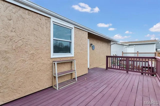 $318,000 | 934 Silverstone Drive, St. Charles, MO 63303