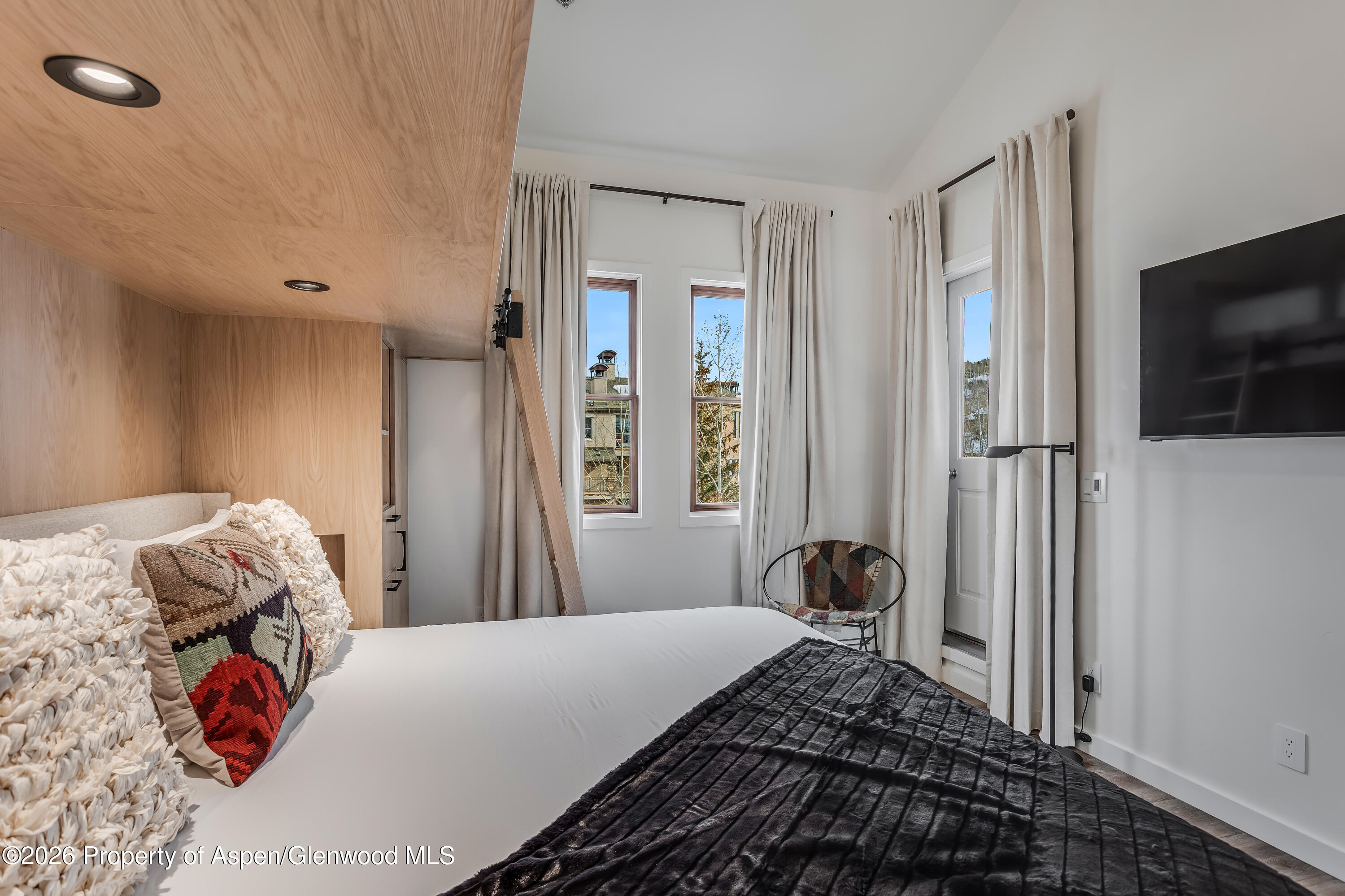 425 Wood Road, Unit 56 Snowmass Village, CO 81615 - Photo 21 of 49 50_425_Wood_Rd_56050