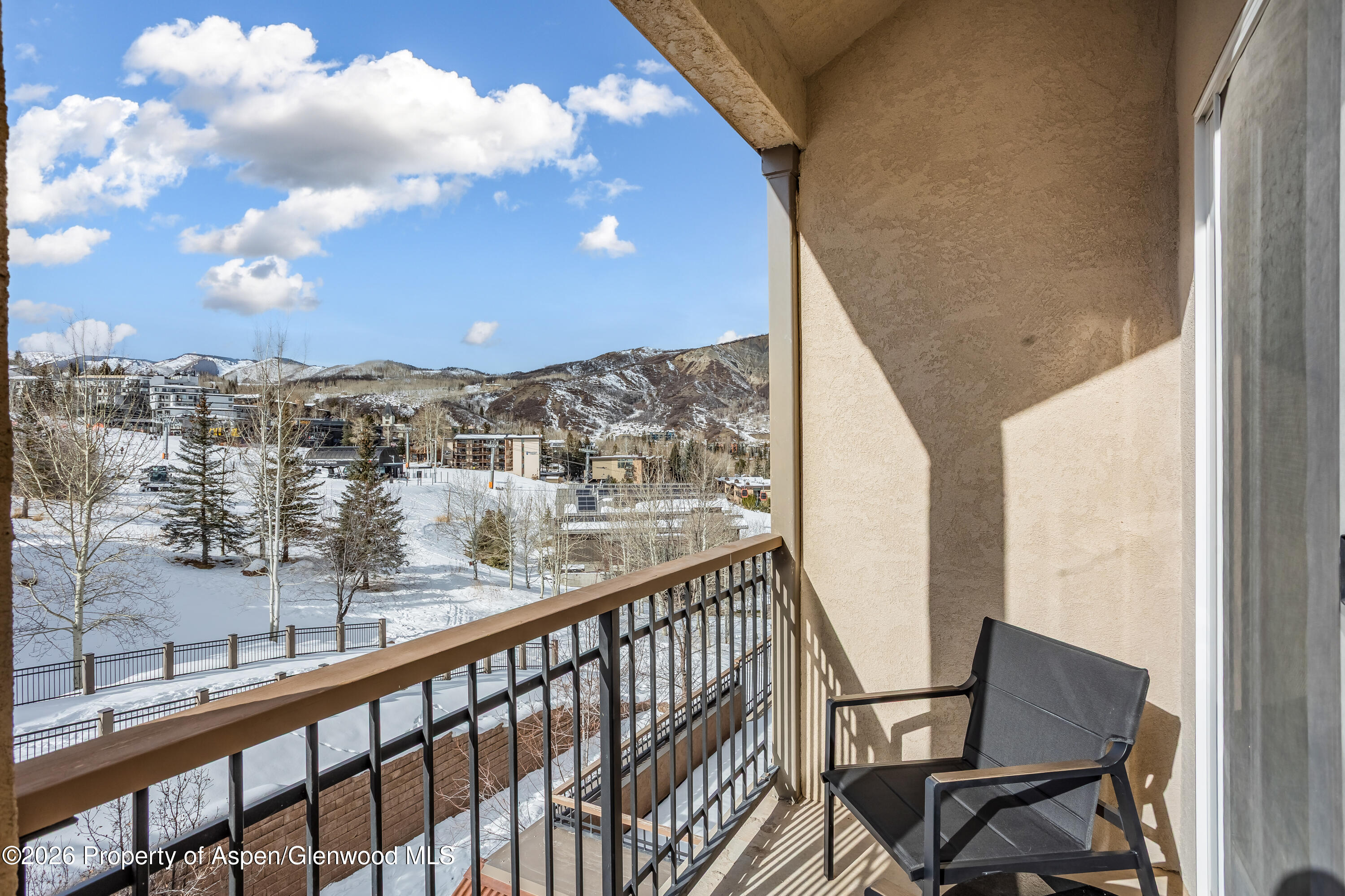 425 Wood Road, Unit 56 Snowmass Village, CO 81615 - Photo 39 of 49 04_425_Wood_Rd_56004