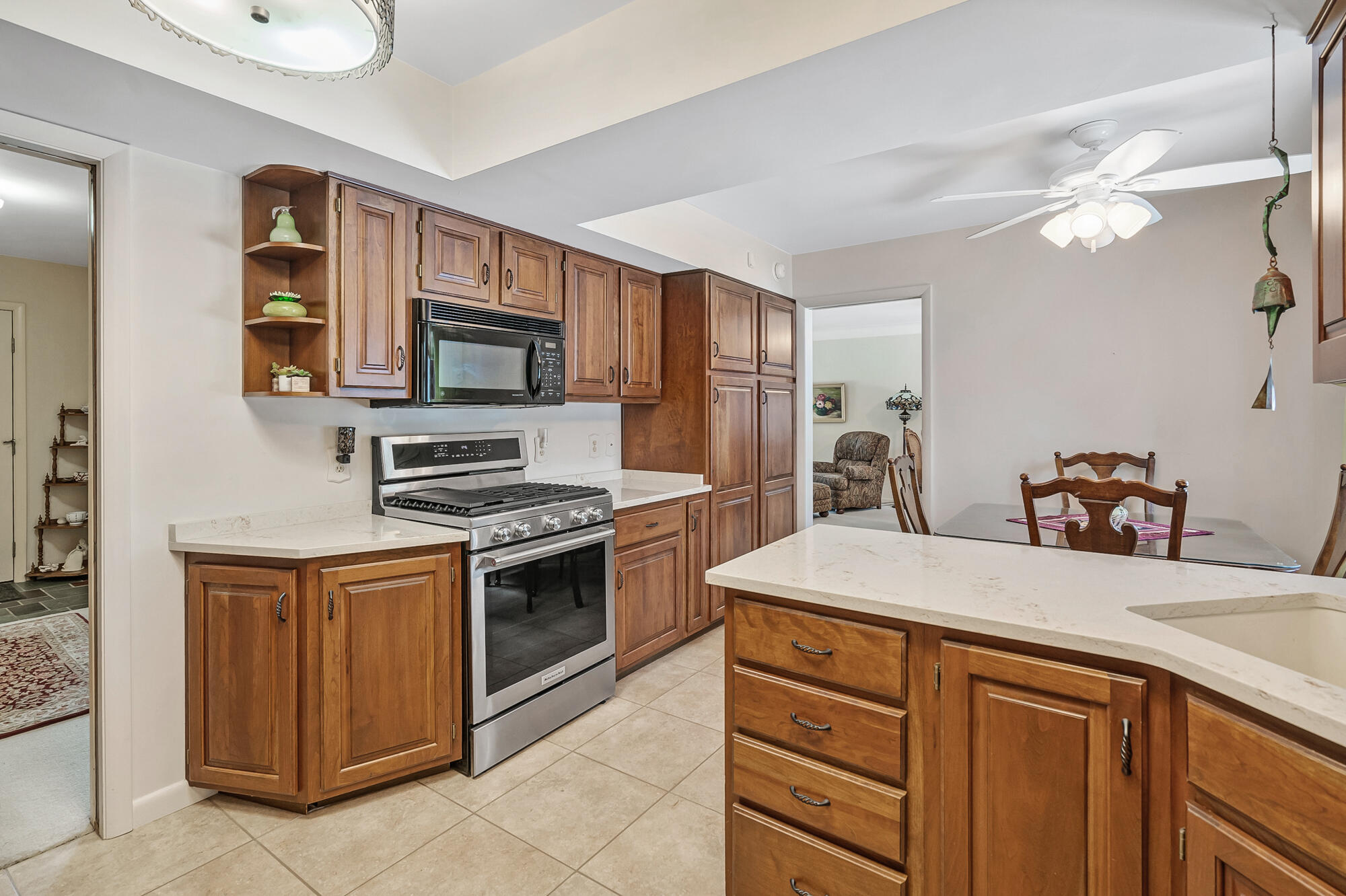 1089 10th Street North Kalamazoo, MI 49009 - Photo 13 of 40 WM1089n10th-22
