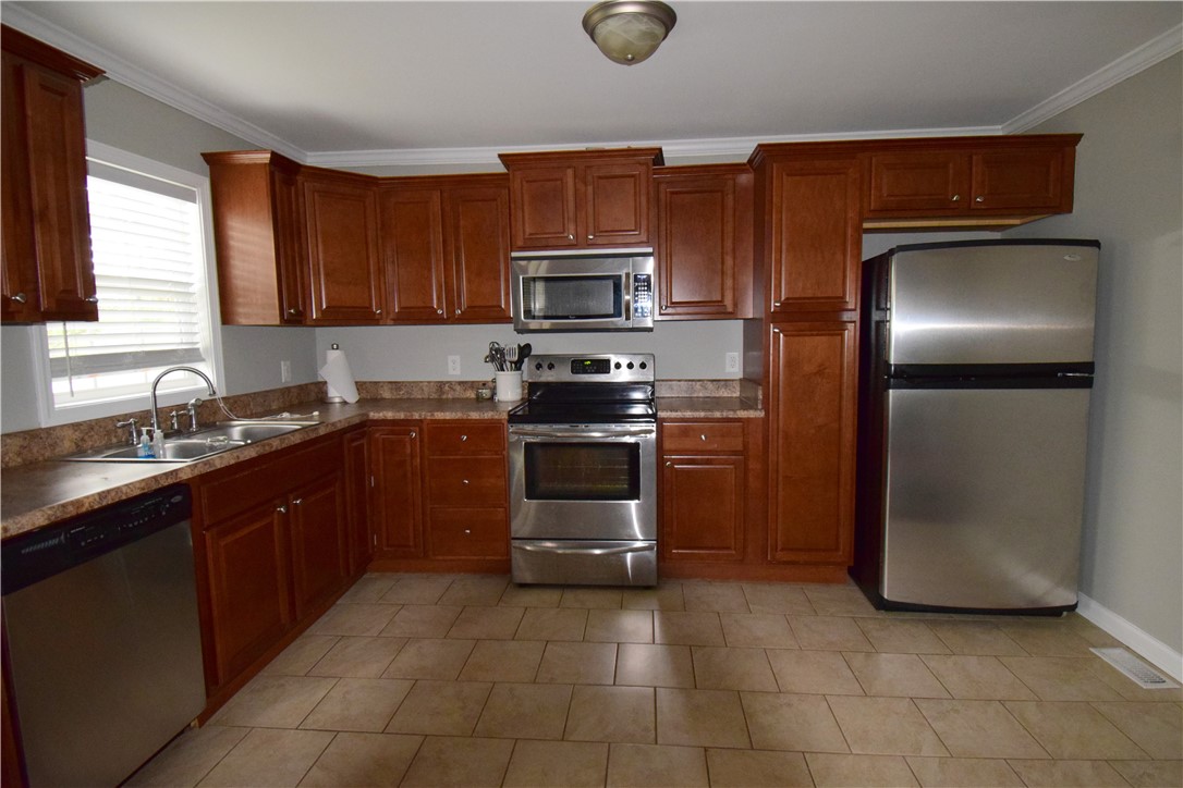 316 Whitehall Road Anderson, SC 29625 - Photo 7 of 31