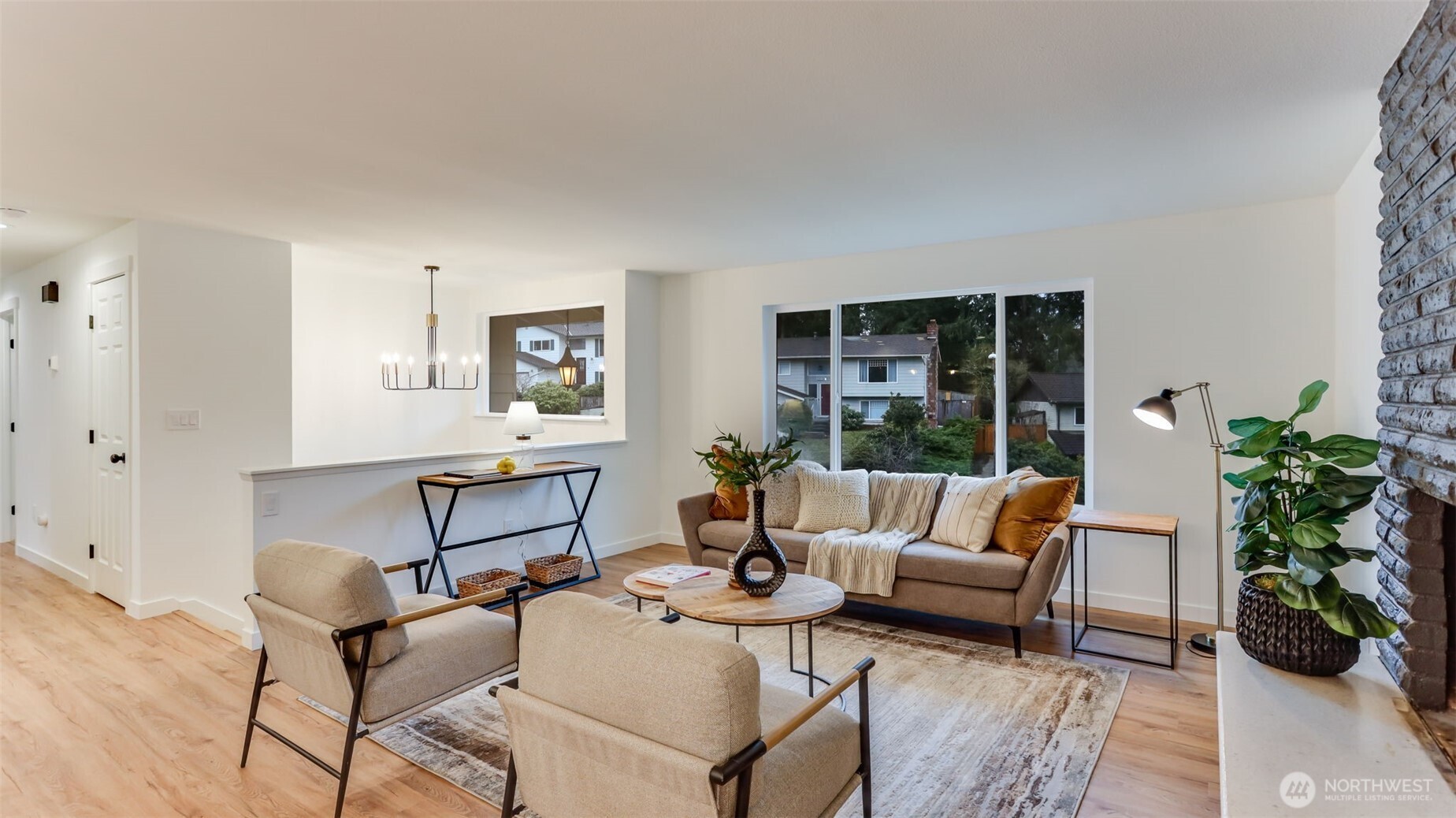15916 Southeast 177th Street Renton, WA 98058 - Photo 4 of 28 Gallery Image 4