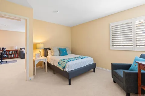 $1,595,000 | 2916 Avenida Valera, Carlsbad, CA 92009