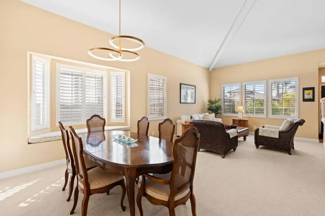 $1,595,000 | 2916 Avenida Valera, Carlsbad, CA 92009