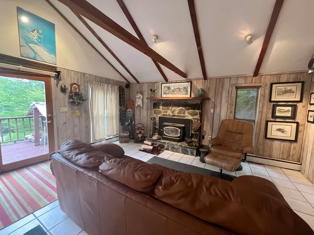 $299,000 | 91 Happy Haven Road, Wilmington, VT 05363