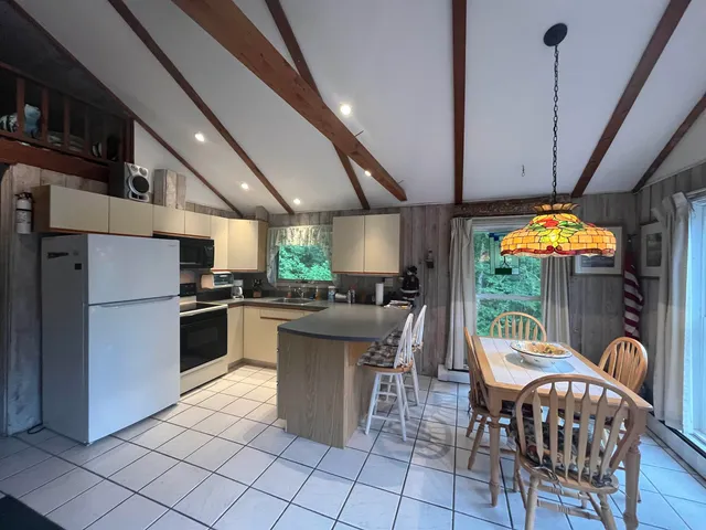 $299,000 | 91 Happy Haven Road, Wilmington, VT 05363