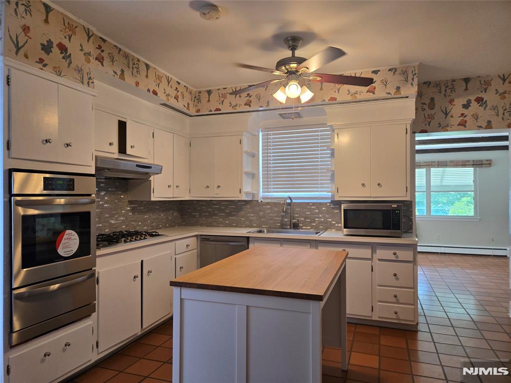 505 Westview Avenue, Unit 1 Ridgefield, NJ 07657 - Photo 5 of 17