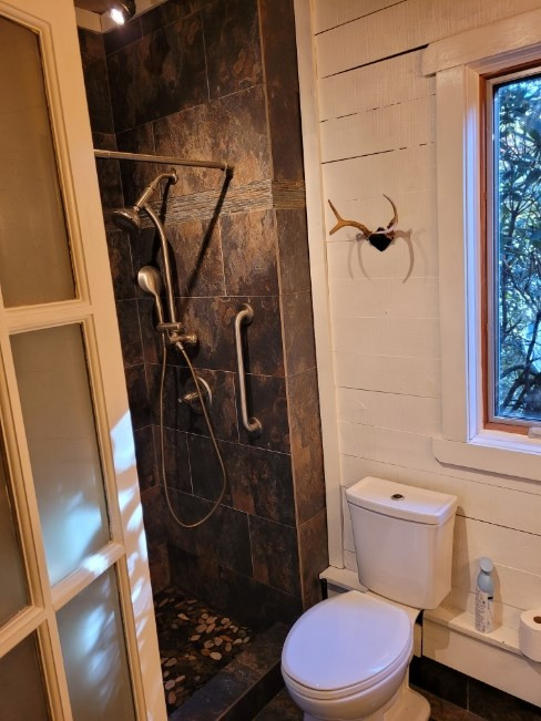 1585 Friendship Church Road Murphy, NC 28906 - Photo 5 of 14 SHOWER