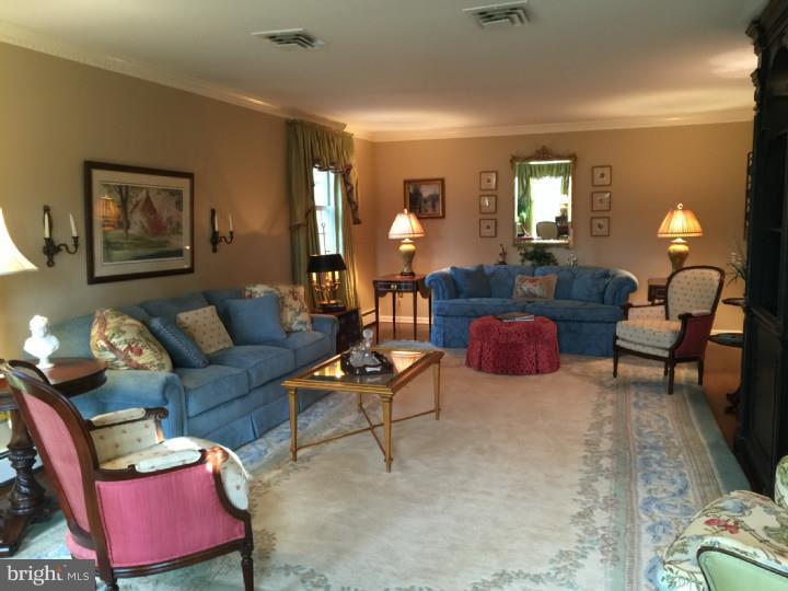 121 Pine Valley Road Doylestown, PA 18901 - Photo 3 of 25 Living Room