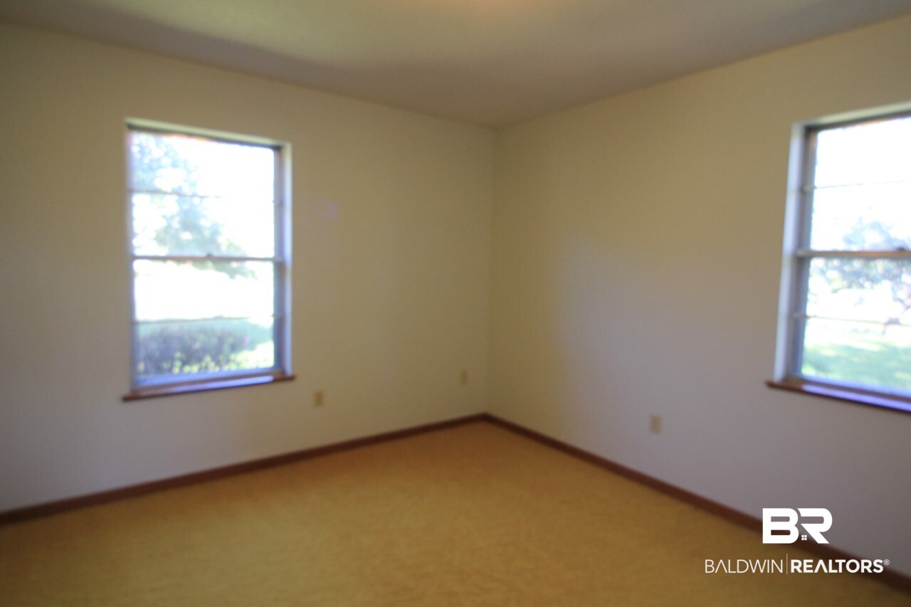 401 West Berry Avenue Foley, AL 36535 - Photo 25 of 29