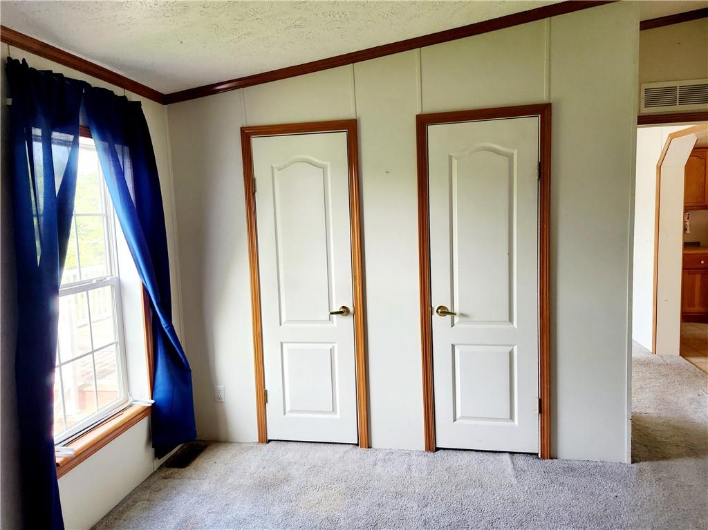 196 Weaver Run Road Washington, PA 15301 - Photo 8 of 24 Gallery Image 8