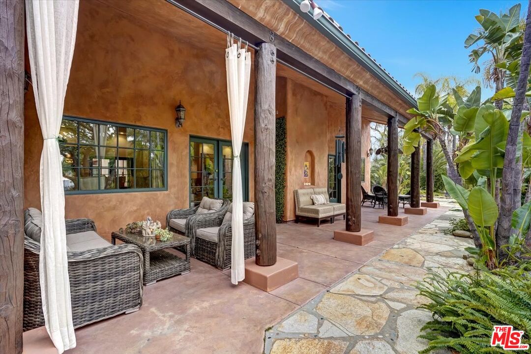 1351 Decker Road Malibu, CA 90265 - Photo 18 of 54