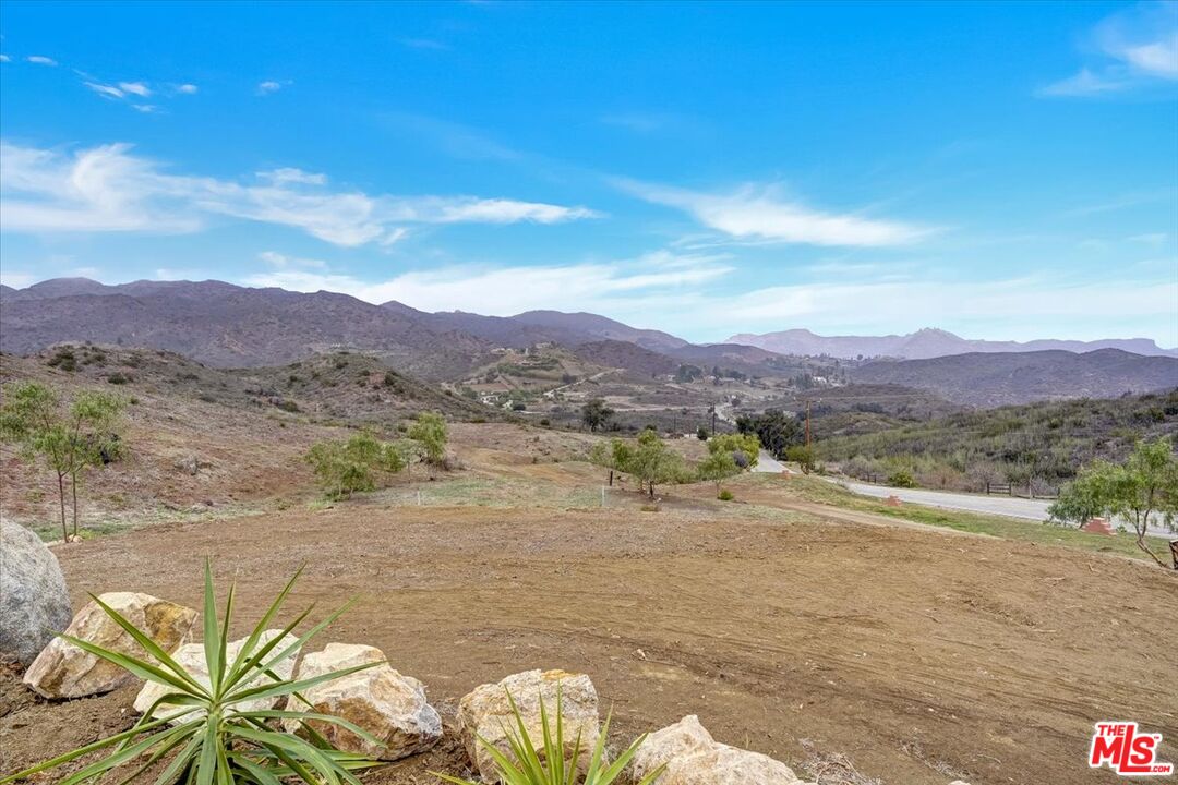 1351 Decker Road Malibu, CA 90265 - Photo 51 of 54