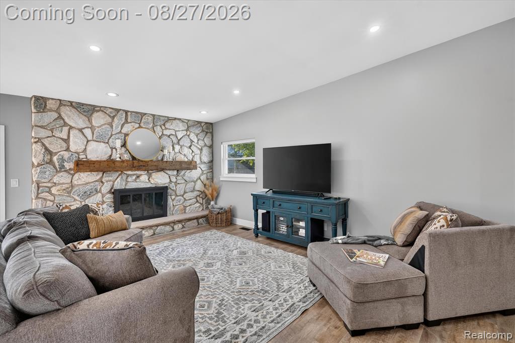 12265 Sharp Road Linden, MI 48451 - Photo 13 of 61 Gallery Image 13