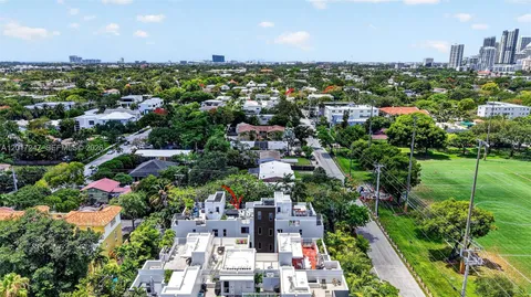 $1,295,000 | 700 Northeast 14th Avenue, Unit 311, Fort Lauderdale, FL 33304