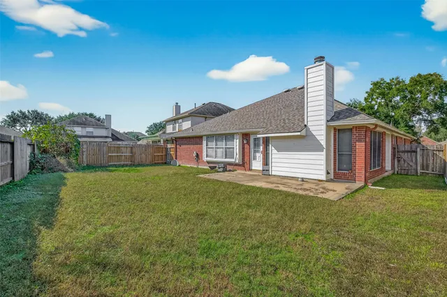 $2,100 | 12418 Shawwood Court, Houston, TX 77070