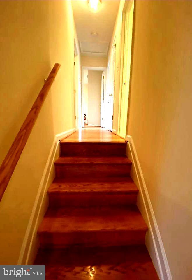7603 Hogarth Street Springfield, VA 22151 - Photo 14 of 35