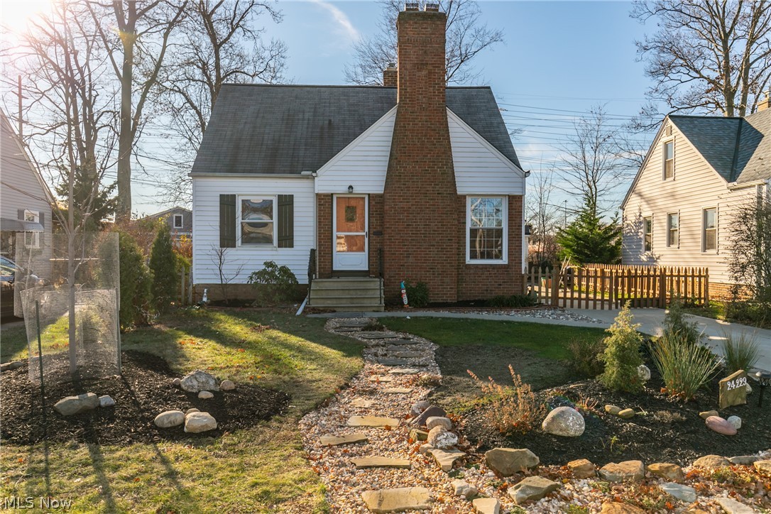 24229 Knickerbocker Road Bay Village, OH 44140 - Photo 1 of 26 Gallery Image 1